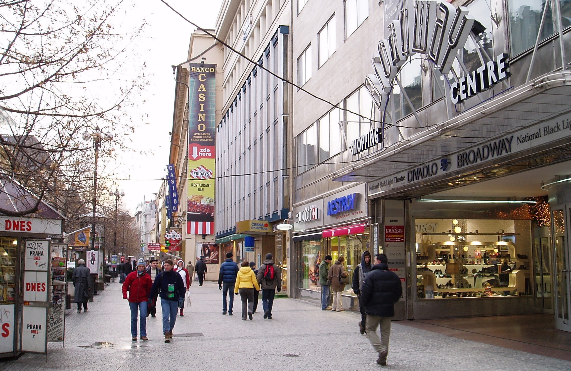 BROADWAY - Stálá výstava obrazů a koláží 